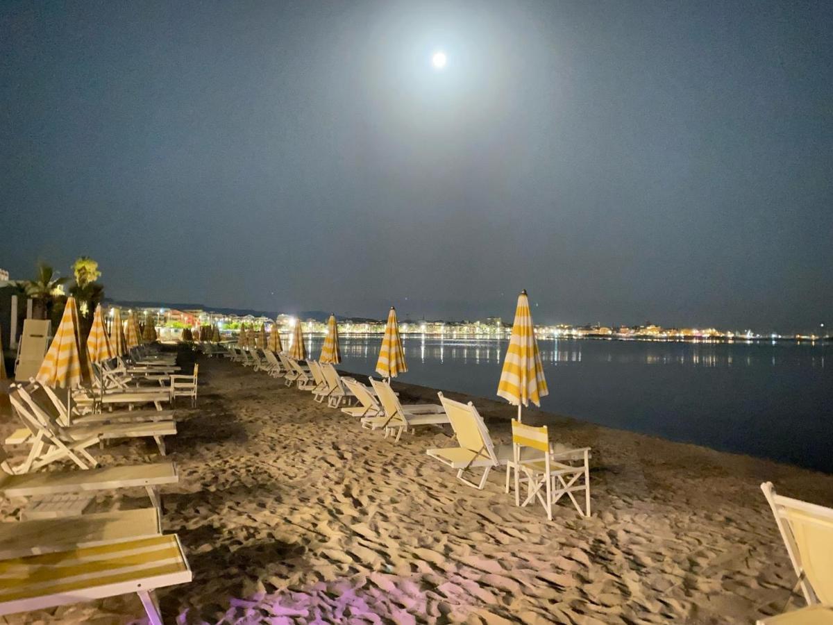 Sun & Sea - Spiaggia A 50 Metri Appartement *